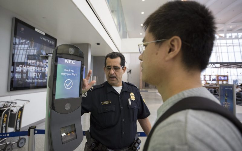 El sistema de reconeixement facial del Houston International Airport